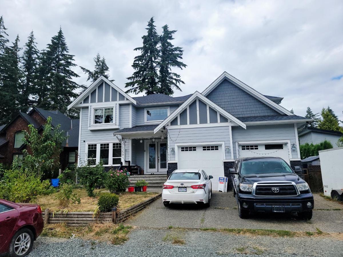 Oscar Inn & 2Bd Family Suite Or Private Room Abbotsford Exterior foto